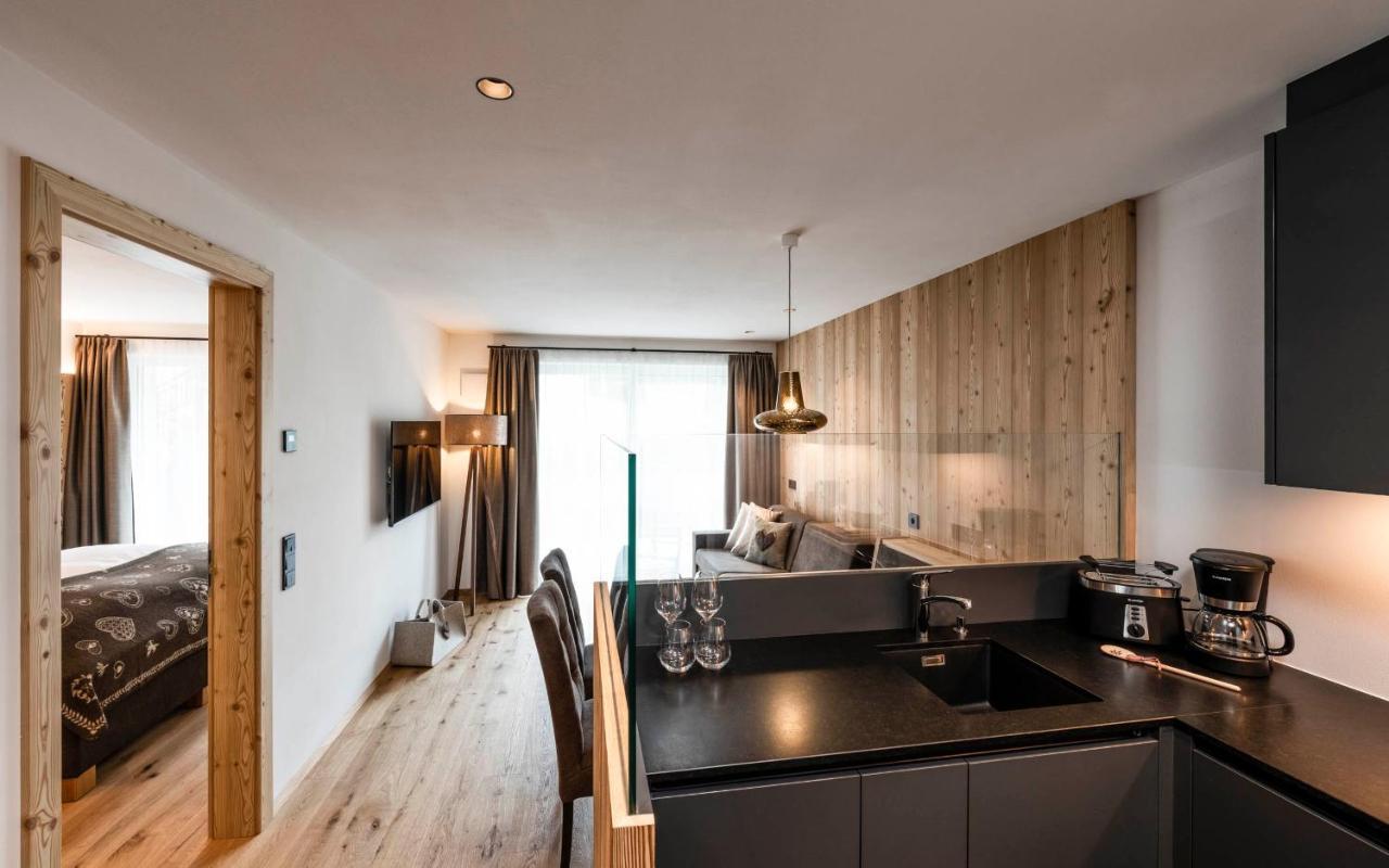 Cadepunt The Dolomites Lodge Selva di Val Gardena Exteriör bild